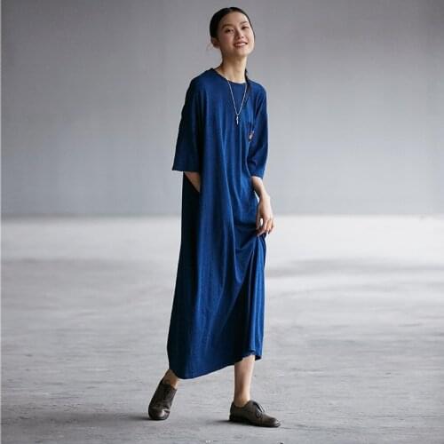 Design womens embroidered medium length dress embroidered cotton T-shirt Dress 0423