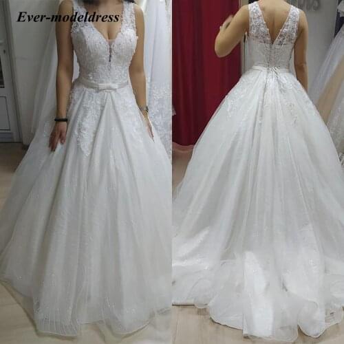 2021 New V-Neck Lace Wedding Dresses Lace Up Back Appliques Top Sleeveless Bride Dress Vestido De Noiva Floor Length Bridal Gown