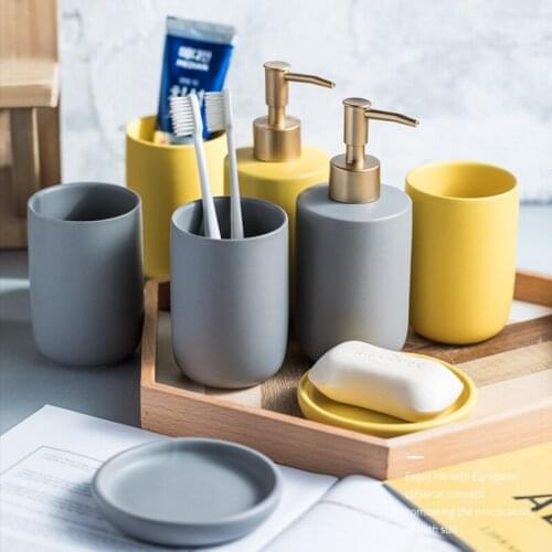 Bathroom Accessories Set 3/4 Pieces ceramics Set Toothbrush Holder Soap Dispenser Household Porcelain Cup Decoration Pump Bottle