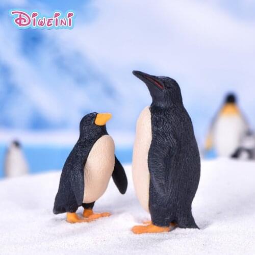 2pcs Simulation Penguin Family action figure cartoon Animal model Educational hot Kitchen Toy set Doll House Gift For children