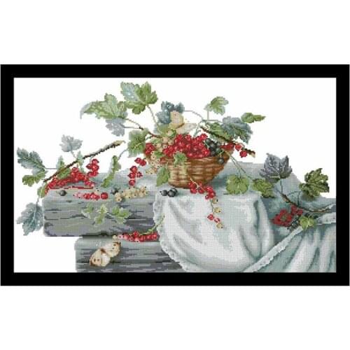 14/11/16/18/22/25/28CT Red cherries on a wooden board Counted Cross Stitch Cross Stitch Kits Embroidery Needlework Sets