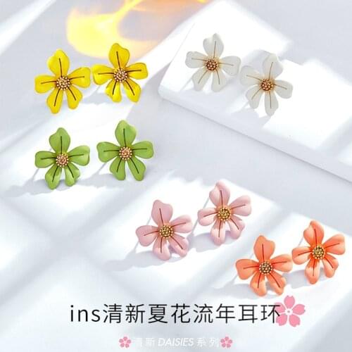 Korean Fashion Color Streamline Summer Flower Earrings Simple and Small Fresh Five-petal Flower Earrings for Women 2021