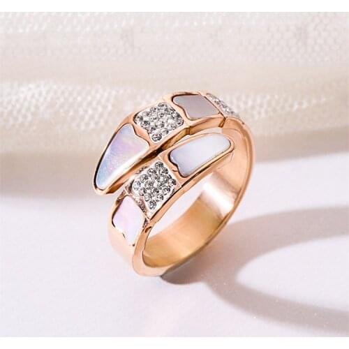 2021 Sale Fine jewelry jewelry female Crystal from Swarovskis Individually set snake-shaped natural shell titanium steel ring