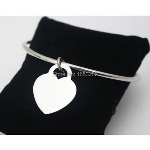 Cute Style Smooth Cuff Bangle Stainless Steel Heart Key Charms Bracelet Women / Lady Fashion Jewelry 4mm 2.67