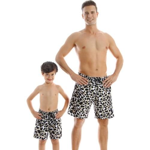 2020 Summer Seaside Dad Father Son Beach Shorts Leaf Print Short Pants Quick Dry Family Matching Daddy And Me Men Boys Trouser