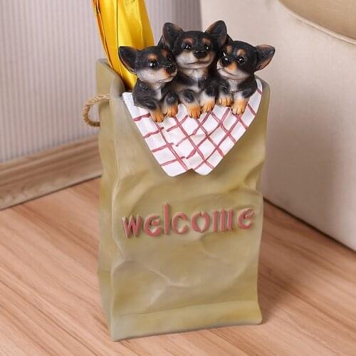 Creative Hotel Home Umbrella Stand Store Housing Umbrella Shelf Floor Barrel Resin Dog Decoration Crafts Figurines Miniatures