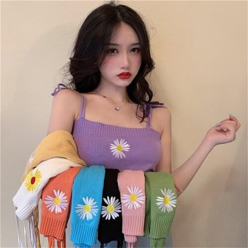 Fashion Women Knitted Crop Tops Flower Embroidery Girls Straps Crop Tops Ladies Harajuku Cute Crop Tops For Girls Summer