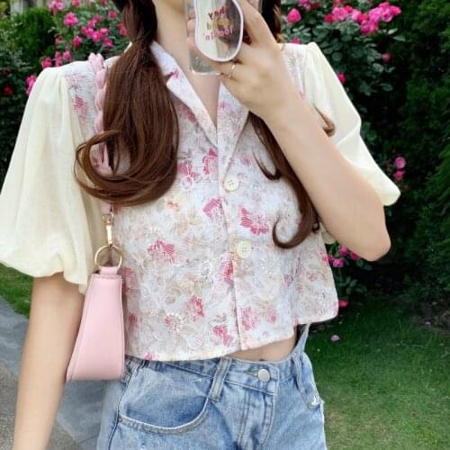 QOERLIN Heavy Industry Floral Embroidered Short Sleeve Sweet Shirt Retro French Puff Sleeve Shirt Lace Design Short Top Blouse