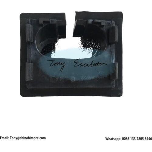 Escalator Handrail Inlet with Brush Right SMV50620055