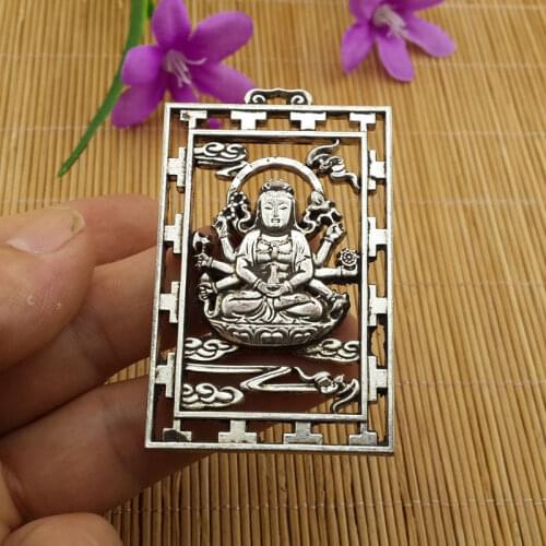 China coleccionable antiguo tallado de plata Miao Maitreya mil brazos, guanyin Buda colgante collar de metal artesanías