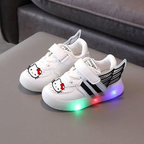 Sanrio Hello Kitty 2021 boys light-up casual shoes girls small wings fashion LED Melody board shoes shoes soft sole