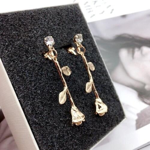 Personality Rhinestone Rose Flower Earrings Gold Plated Clip on Earrings for Women Girls Non-piercing Ear Cuff Ear Clips