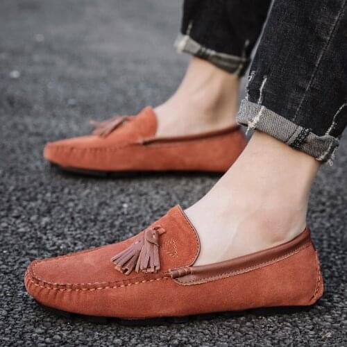 New Retro Mens Shoes Mens Slip on Shoes Men Tassel Casual Flats Male Light Comfortable Shoe Suede Loafers Fashion Man Footwear