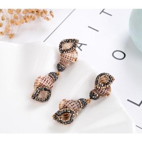 Natural Shell Earring Luxury Long Conch Drop Ear Irregular Metal Handmade Earrings For Women Girls Jewelry Accessories Wholesale