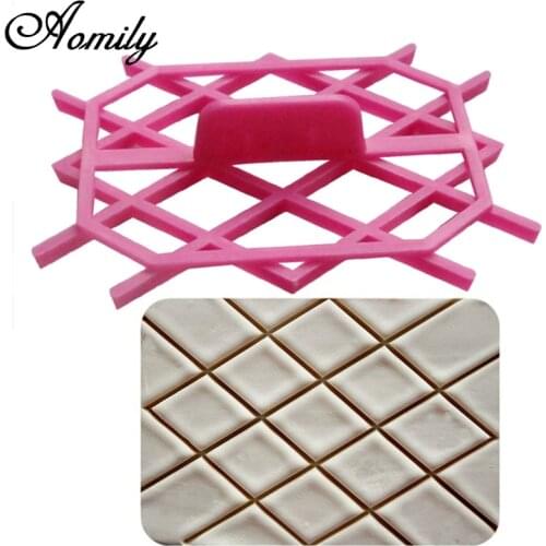 Aomily Diamond Grid Cake Chocolate Fondant Mold Plastic Printing Biscuits Cookies Cutter Cake Decoration Embosser Bakeware Tools