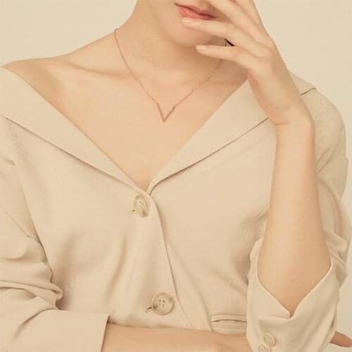 SUQI New Gold Silver Color 316L Stainless Steel Tiny Heart-Shaped V Dainty Personality Choker Necklace For Women Pendant Jewelry