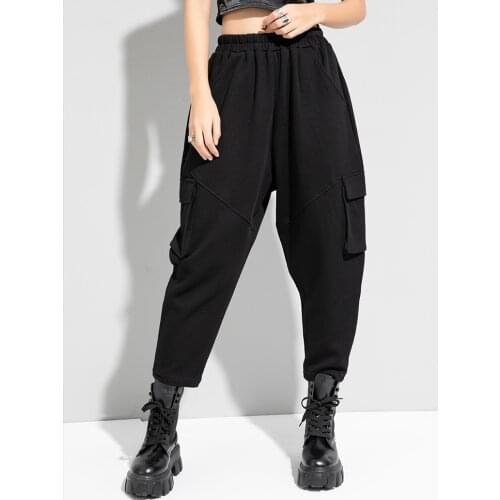 Dark black large casual pants 2021 spring and Autumn New Street personality pocket loose Harem Pants show thin versatile pants