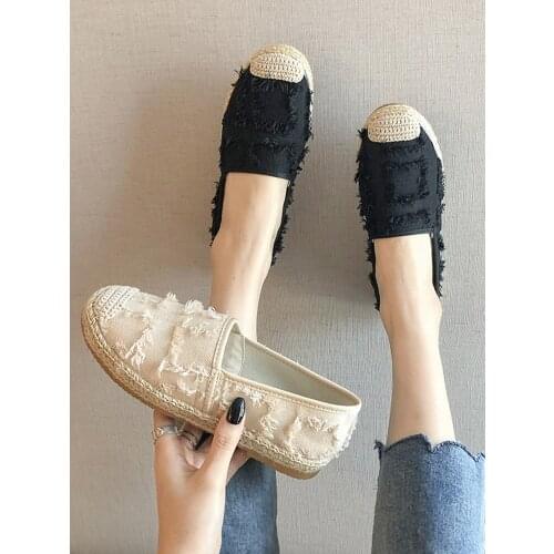 Retro style fashion flat shallow mouth set feet tassels ladies casual single shoes summer new womens shoes large size 35-40