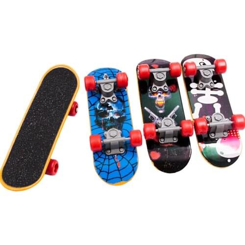 Wholesale 1pc Fingerboard Mini Finger Skateboard Plastic Finger Skate Scooter Throwbacks Original Boys Mini Skateboard Toy
