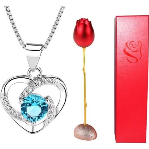 Necklace Elegant Romantic Heart-shaped Necklace Heart Pendant for Valentines Day Wedding Festival