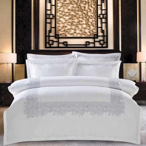 New 100% cotton satin Bedding Set Embroidery Duvet Cover Flat Sheet Queen King size Bed Linen Pillowcase For Hotel Bed Set 4PCS