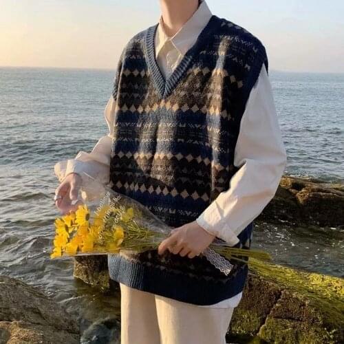 Men Sweater Vest Autumn Clothes Warm Sleeveless Sweater Men Pullovers Sweater Coat Korean Fashion Youth Clothes 2021 Trends