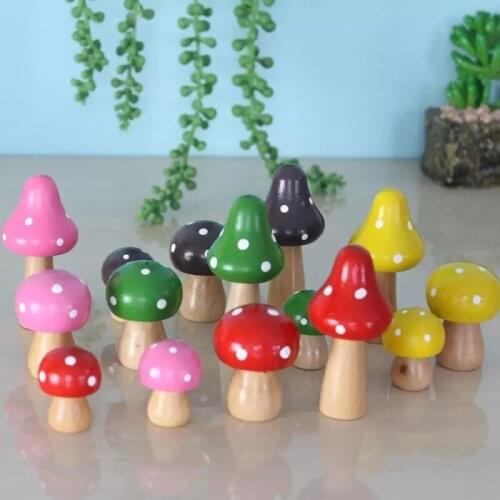 3pcs/set Cute Solid Wood Mushroom Ornaments Mini Mushroom DIY Craft Home Garden or Potted Plants Decoration Crafts