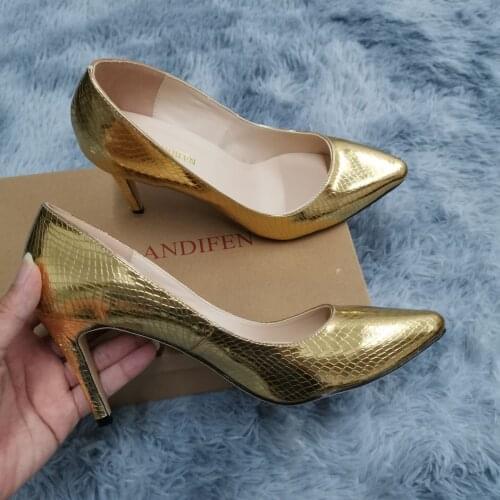 Women Shoes Fashion 8cm Sexy Crocodile Pattern Pointed Toe High Heels Pumps Office Med Heels Gold Silver Wedding Shoes Plus Size