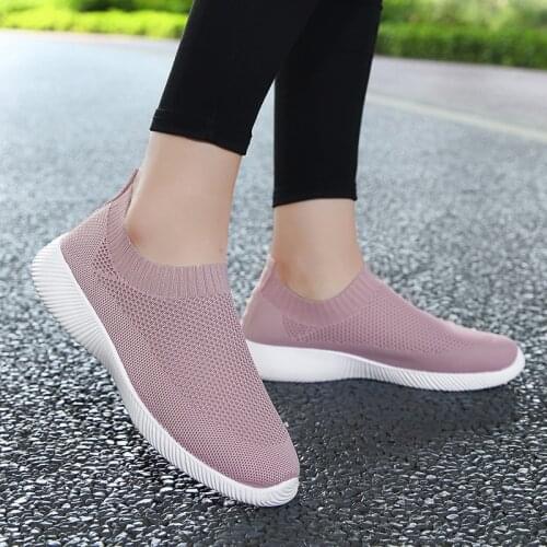 Light Sneakers Women Running Shoes Women Mesh Slip-On Shoes Women Walking Sports Shoes Zapatillas Mujer Deportiva