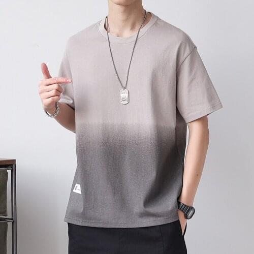 New gradient color short-sleeved t-shirt mens loose middle sleeve trend summer