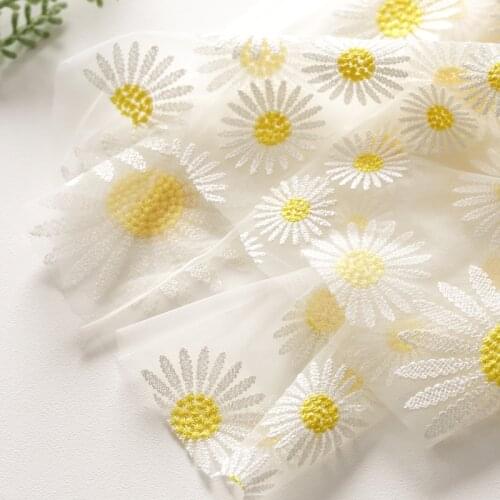 Fresh white black daisy embroidery fabric diy Mesh embroidery lace fabric Dress childrens clothing Sewing material 100*130cm