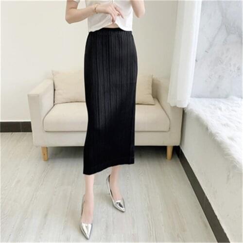 2021 summer womens new Miyake pleated skirt basic fashion versatile high waist straight skirt casual skirt women