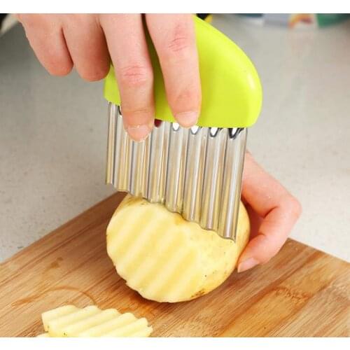 Fruit and vegetable slicing tool potato slicer potato chips processing tool stainless steel blade wave potato chips