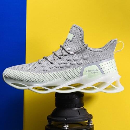 2021 new blade sports shoes mens large size sports shoes mens blades flying woven mens tide shoes outdoor walk non-slip