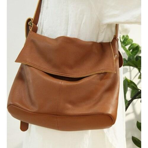 New Womens Bag Diagonal Shoulder Bag Ladies Large Capacity New Bag Retro First Layer Leather Tote Bag 2021 Digging Bags