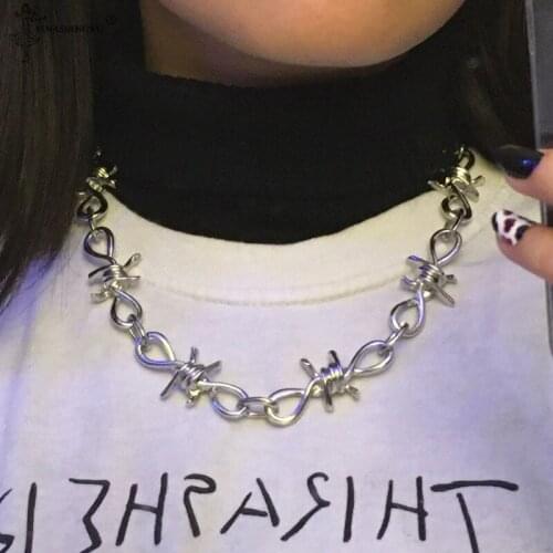 Barbed Wire Brambles Blade Heart Shape Pendant Necklace Bracelet Bangle Jewelry Hip-pop Choker Gothic Alloy Punk Sexy Women