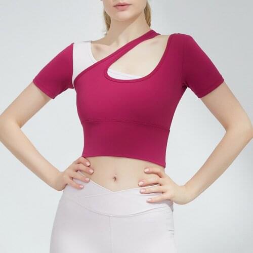 Oblique Shoulder Design Sports Top Gym Tight Yoga Shirts Women Short Sleeve Running Workout Fitness Crop Top With Chest Pad