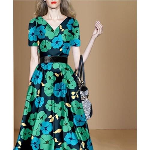 自由与荣耀 Long Dresses