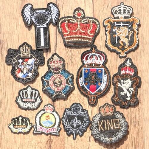 Crown Medal Bee Lion Flag King Totem Icon Embroidered Applique Patch for Clothing DIY Sew up Badge on the Backpack