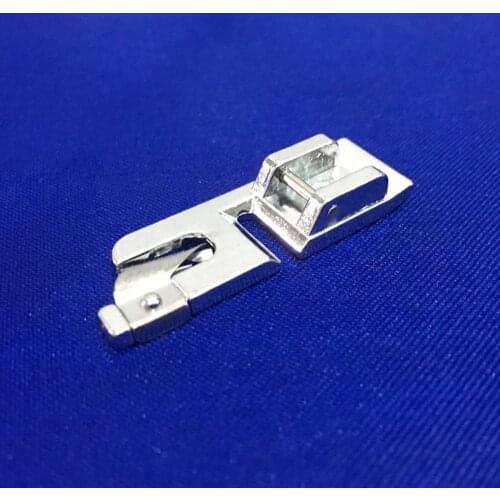 SEWING HEMMING FOOT 1/8" SNAP ON foot WILL FIT, BROTHER, JANOME, TOYOTA, NEW SINGER DOMESTIC SEWING MACHINES AA7002