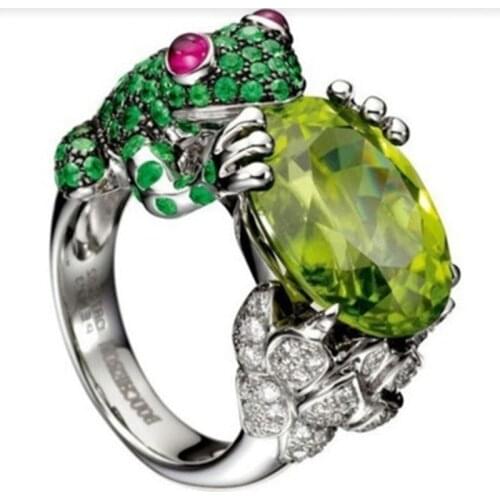 Cute Frog Shape Finger Ring Vintage Green Cubic Zirconia Frog Hold Crystal Rings for Women Boho Animal Engagement Ring