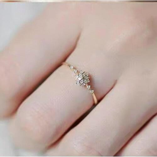Classic Golden Color Snowflake Inlaid Crystal Rings For Women Engagement Party Wedding Ring Jewelry Whole Sale