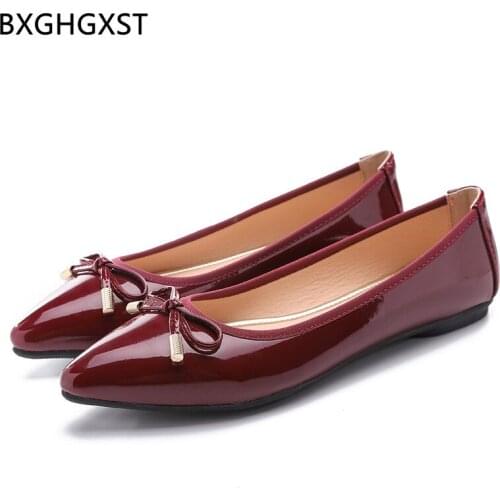 Pointed Toe Woman Flats Loafers Women Patent Leather Korean Fashion Butterfly Knot Leather Casual Shoes Slip on Shoes for Women