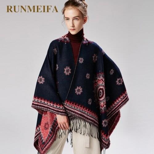 2018 new design Ethnic style scarf poncho flowers pattern 7 colors Imitation cashmere cape shawl scarf for ladies tippet stock