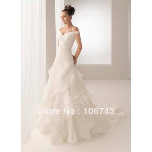 Free shipping 2016 rhinestone bridal belt Fashion Cap Sleeve Beading Organza Party Gowns Custom illusion neckline wedding dress