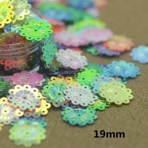 100pcs/lot 19mm Shiny Flower Laser Paillette Decoration Multicolor Crafts Free shipping