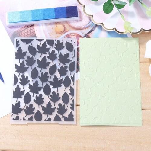 2 Types Wild Leaf Plastic Embossing Folder 2019 for Scrapbooking DIY Photo Diary Album Paper Card Scrapbook Decoration Ornament