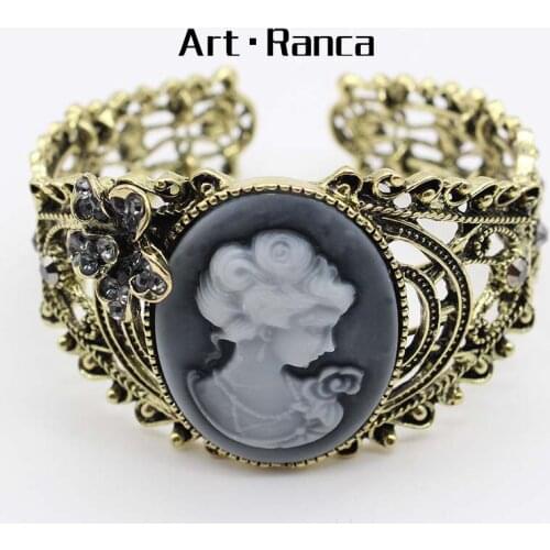 Retro luxury Maria beauty head classic bracelet