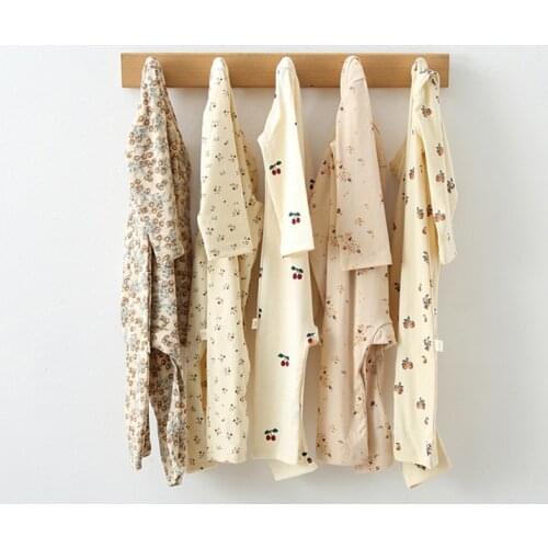 New Born Baby Long Sleeve Rompers Made of Organic Cotton Brand Design Infant Boys Girls Flower Cherry Pattern Onesie with Hat