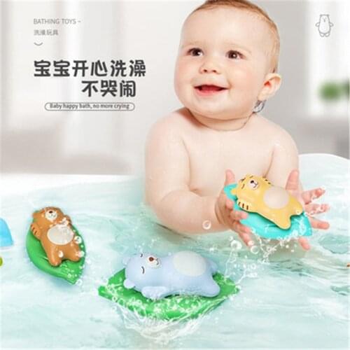 Single sale cute cartoon animal bear classic baby water toy baby swimming bear wound chain clockwork kids beach bathing toy